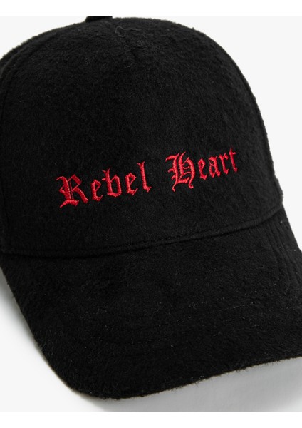 Cap Şapka Slogan İşlemeli modelleri