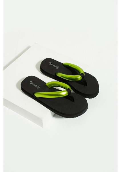 Yeşil Yumuşak Parmak Arası Acıtmaz Kadın Plaj Terliği Flipflops
