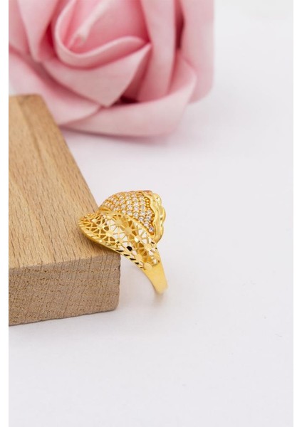 22 Ayar Altın Yüzük Kalemli Işlemeli Taşlı Kadın Yüzük fırsatları