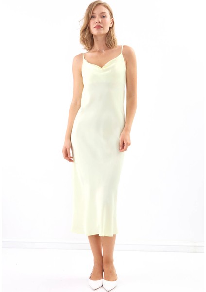 Askılı Degaje Yaka Uzun Elbise