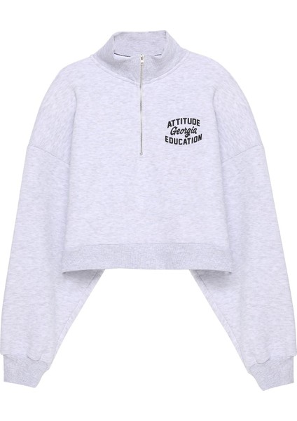 Sırtı Yazı Baskılı Crop Sweatshirt Gri