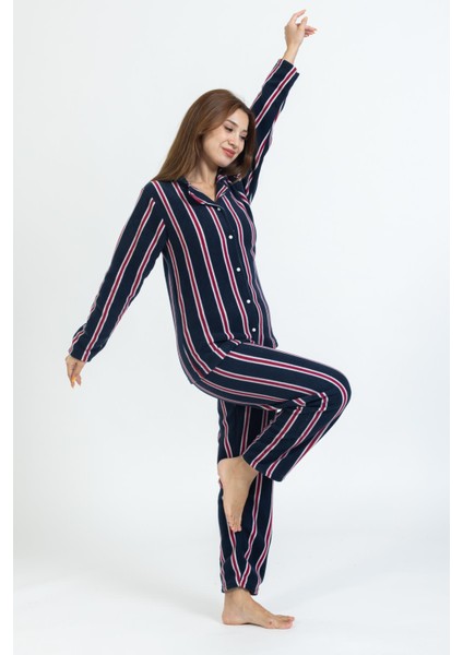 Kadın Çizgili Önü Düğmeli Polar Pijama Takımı Siyah