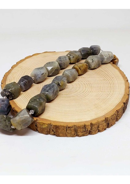 Labradorit Taşı Şekilli Kolye (39815) indirimleri