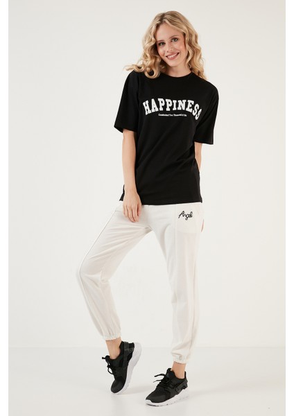 Baskılı Pamuklu Oversize Bisiklet Yaka T Shirt Bayan T Shirt 541HAPPINESS fiyatları