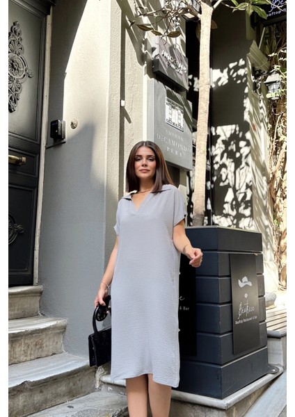 Grı Kısa Kol, Polo Yaka, Dokulu Kumaş, Basic Kalıp/kesim, Aerobin Rahat Midi Elbise indirimleri