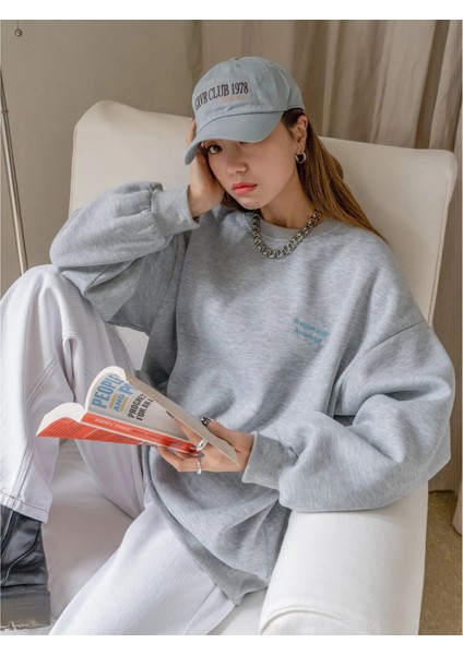 Kadın Staggertly Baskılı Bisiklet Yaka Sweatshirt