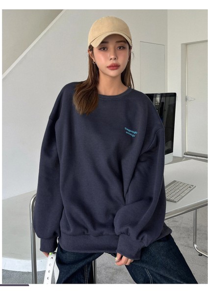 Kadın Staggertly Baskılı Bisiklet Yaka Sweatshirt