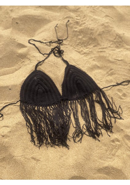 El Örgüsü Siyah Püsküllü Üçgen Bikini Üstü