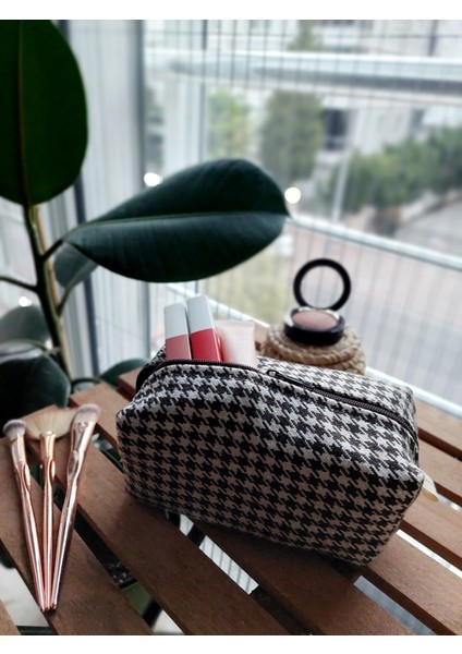 El Yapımı Makyaj Çantası - Fermuarlı Kozmetik Organizer - Seyahat Tipi Kılıf Bakım El Çantası - Koyu Kahve fiyatları