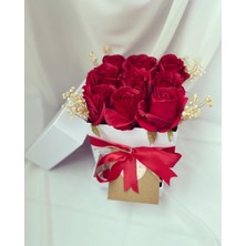 Z&B Flowers Sevgiliye hediye Kutuda Kırmızı Gül sevgiliye Hediye doğum Günü güller konsept Hediyelik kırmızı Güller Yapay Çiçek