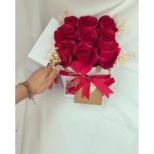 Z&B Flowers Sevgiliye hediye Kutuda Kırmızı Gül sevgiliye Hediye doğum Günü güller konsept Hediyelik kırmızı Güller Yapay Çiçek