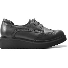 Beety 23BK37.1095 Hakiki Deri Siyah Ortopedik Lastik Bağ Kadın Iş Ayakkabı