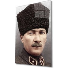 Kırmızı Ayı Atatürk Cam Tablo