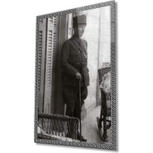 Kırmızı Ayı Atatürk Cam Tablo
