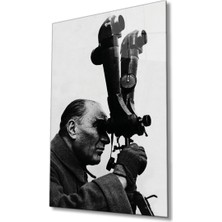 Kırmızı Ayı Atatürk Cam Tablo