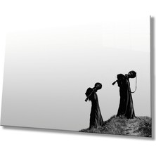 Kırmızı Ayı Korku Cam Tablo