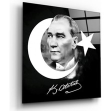 Kırmızı Ayı Atatürk Cam Tablo