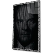Kırmızı Ayı Atatürk Cam Tablo