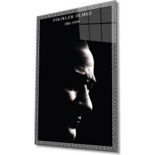 Kırmızı Ayı Atatürk Cam Tablo