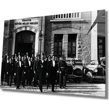 Kırmızı Ayı Atatürk Cam Tablo