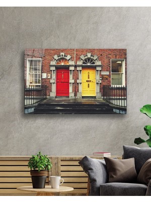 Kırmızı Ayı Sarı Kırmızı  Kemerli Kapılar