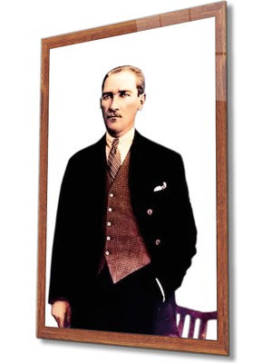 Kırmızı Ayı Atatürk Cam Tablo