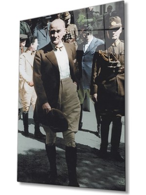 Kırmızı Ayı Atatürk Cam Tablo