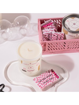 Candle and Friends No.8 Royal Rose Small Cam Mum 165GR.