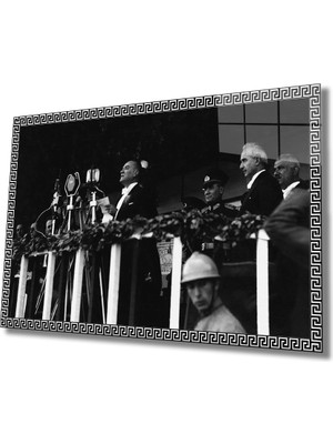 Kırmızı Ayı Atatürk Cam Tablo