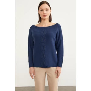 Kayık Yaka Motif Detaylı Triko Kazak - Lacivert