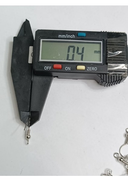 D Tipi Çengel Küpe Aparatı Gümüş Renk 1kg 5000 Adet indirimleri