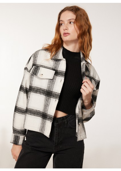 Loose Fit Gömlek Yaka Ekose Çok Renkli Kadın Gömlek A3WL-GML2 modelleri