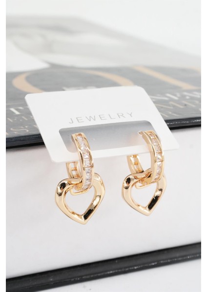 Kadın Vip Seri Baget Zirkon Taşlı Sallantılı Kalp Model Klipsli 2'li Set Küpe fırsatları