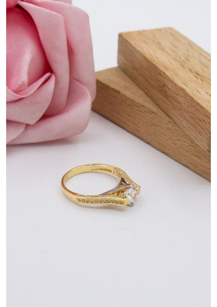 14 Ayar Altın Yüzük Tektaş Kadın Yüzük fırsatları