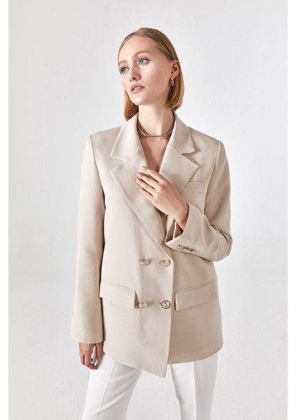 Jessica Oversize Metal Düğmeli Cep Detaylı Ceket Ekru indirimleri