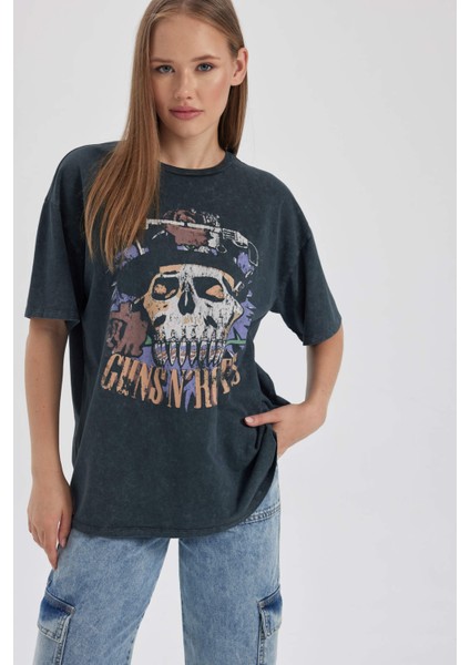 Coool Guns N' Roses Oversize Geniş Kalıp Bisiklet Yaka Kısa Kollu Yıkamalı Soluk Efektli Tişört B1908AX23HS