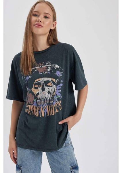 Coool Guns N' Roses Oversize Geniş Kalıp Bisiklet Yaka Kısa Kollu Yıkamalı Soluk Efektli Tişört B1908AX23HS modelleri
