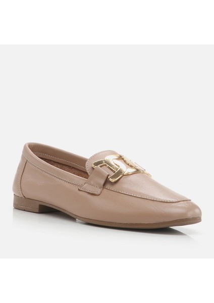 01AYH266800A330 Hakiki Deri Naturel Kadın Loafer