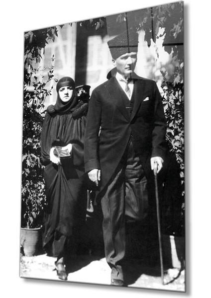 Atatürk Cam Tablo