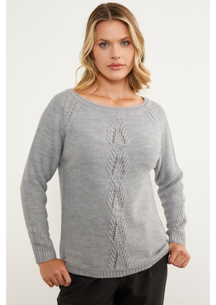 Kayık Yaka Motif Detaylı Triko Kazak - Gri