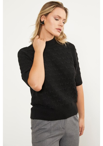 Fiyonk Desenli Kısa Kol Triko Süveter - Siyah