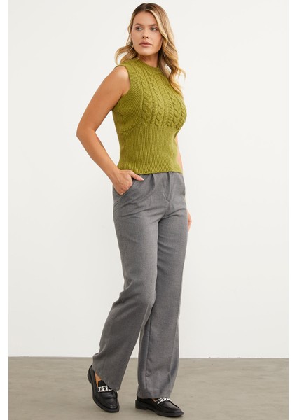 Bele Oturmalı Saç Örgü Triko Süveter - Yeşil fırsatları