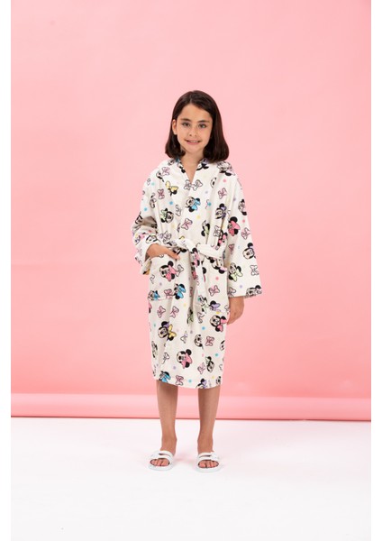 Minnie Mouse Colours Disney Lisanslı Kapüşonlu Çocuk Bornozu 5/6 Yaş