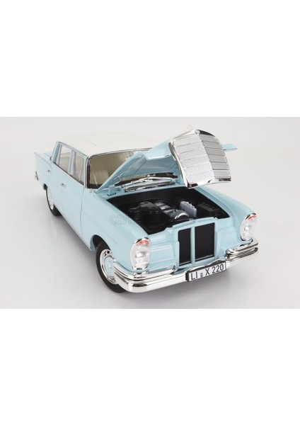 1/18 (Norev) Mercedes-Benz 220 S 1965 (W 111) modelleri