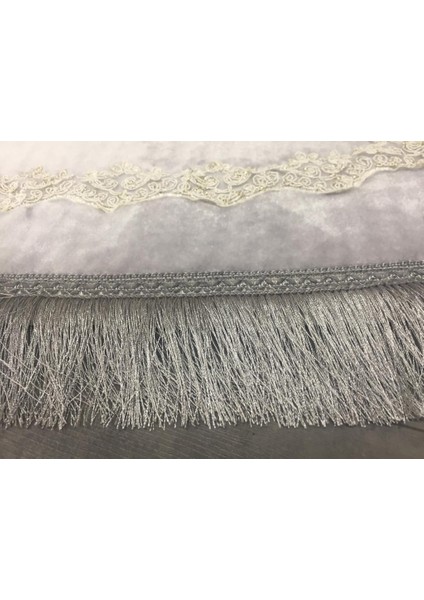 Exclusive Oval Gri 3'lü Dantelli ve Saçaklı Banyo Paspası Püsküllü Çeyizlik Kaymaz Klozet Takımı