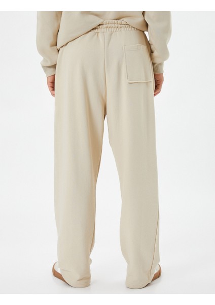 Bol Paça Eşofman Altı Beli Bağcıklı Cepli fırsatları