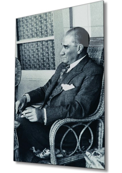 Atatürk Portresi Cam Tablo Ev ve Ofis Duvar Dekoru