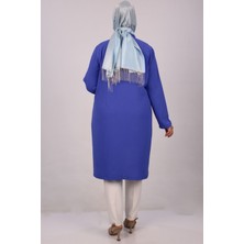 Eslina 33047 Büyük Beden Burbery Krep Düğmesiz Uzun Ceket-Indigo