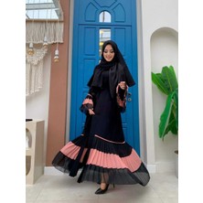 Bym Fashion Bym Kol ve Etek Ucu Iki Renkli Bel Kuşaklı Piliseli Abaya 7454 Siyah-Pudra
