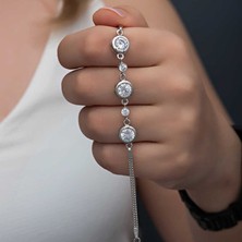 Stil Love Gümüş Yuvarlak Taşlı Kadın Bileklik